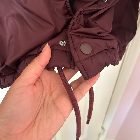 Aritzia TNA Coaches Jacket - Picture 5 of 7